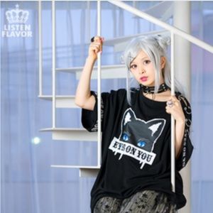 Listen Flavor Cat Shirt